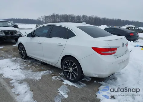 2017 Buick Verano Sport Touring из США, поврежденный, VIN 1G4PR5SK2H4113836